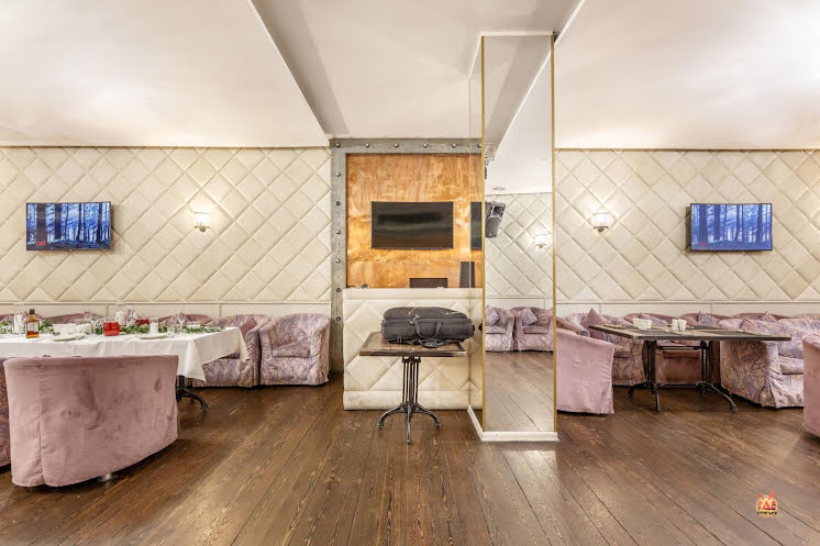 Большой караоке-зал в «Сытый лось в Медведково» фотография №17