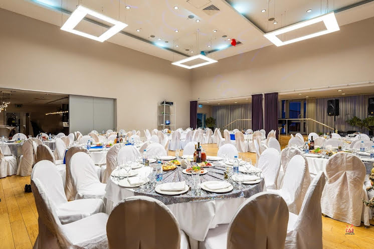 Основной зал в «РАЙКИН PLAZA HOTEL» фотография №2