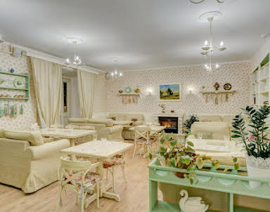 День рождения в Тетя Аида