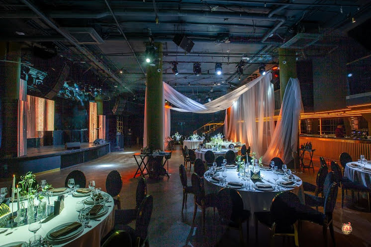 Ресторан Madison в «Madison Event Hall  & Mady» фотография №9