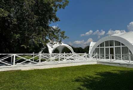 Шатер у дворца Царя Алексея Михайловича в Жемчужный зал