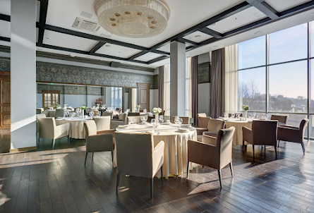 Малый зал в Балкон над Большим залом