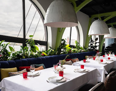  ресторан Ресторан-корабль "Магадан"