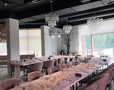  ресторан Avgust 13 vostok