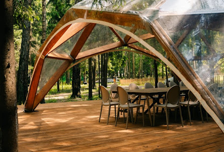 Сфера в лесу в Сфера Sky