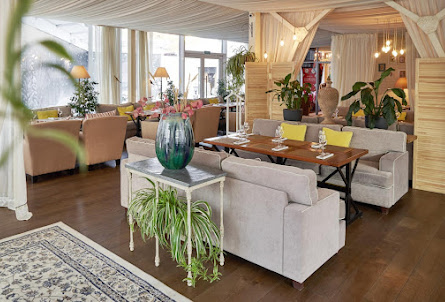 Малый зал  в VIP-зал 