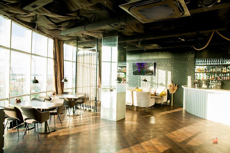 Основной зал  в «Nebar» фотография №4