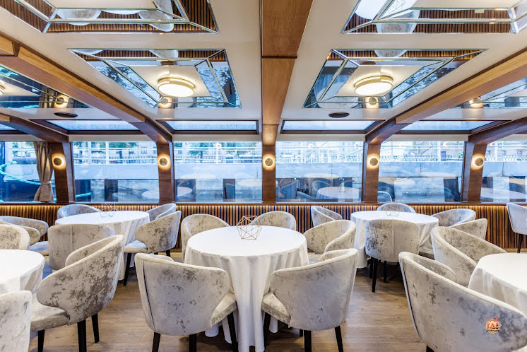 Палуба  в «Теплоход "Москва 73"» фотография №8