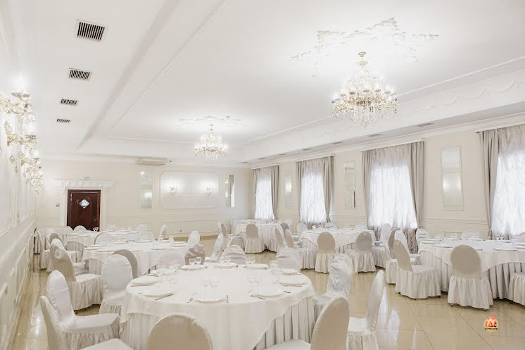 Зал "Царский" в «Версаль» фотография №9