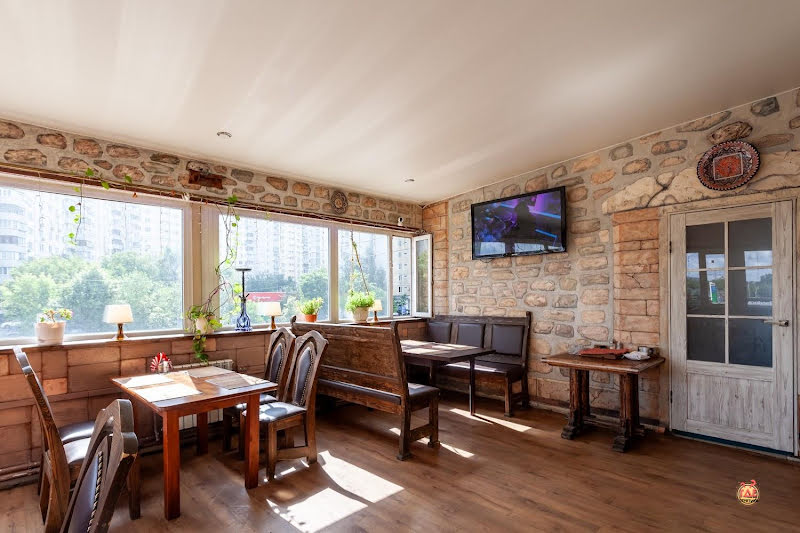 Золотой дворик фотография №15