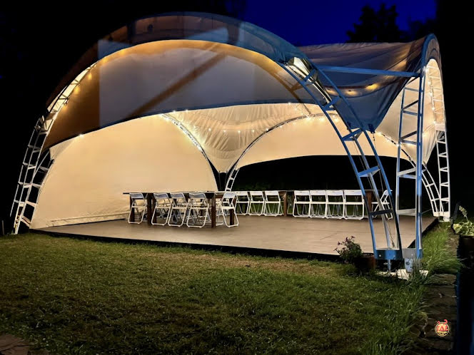 Шатер в «Коттедж в Юкках» фотография №3