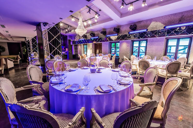 Зеркальный банкетный зал в «Гусятникоff» фотография №4