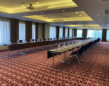  ресторан SHERATONPLAZA Ufa - Congress Hotel