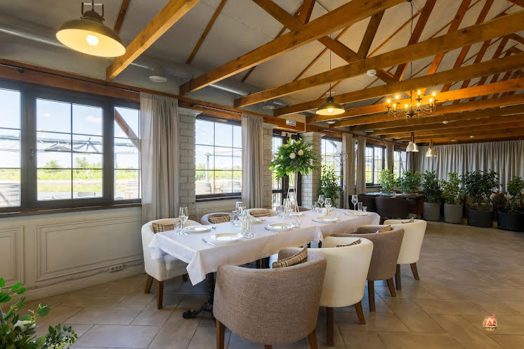 Ресторан у озера в «Вилла София» фотография №17