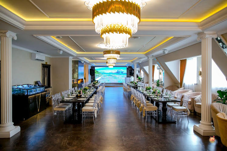 Основной зал в «Le Veranda» фотография №2