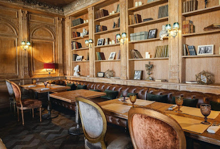 Зал «Библиотека» в Зал «Библиотека»