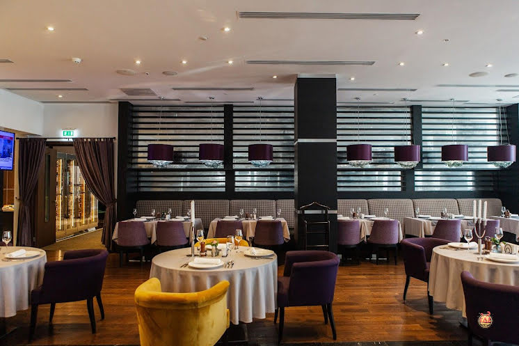 Ресторан "Новум" в «SHERATONPLAZA Ufa - Congress Hotel» фотография №8