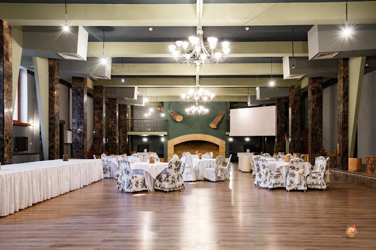 Зал «Бальный» в «Таёжные Дачи» фотография №1