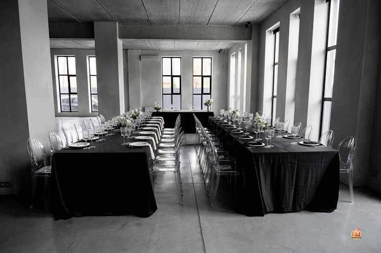 Зал на 1 этаже в «Amore House» фотография №9