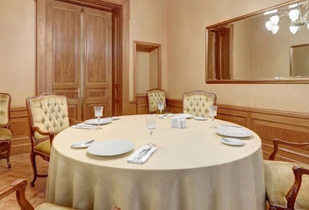 Зал «Углич» в Зал «Романовский»