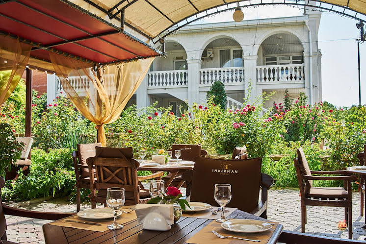 Летняя веранда в «Тирокафтери» фотография №5