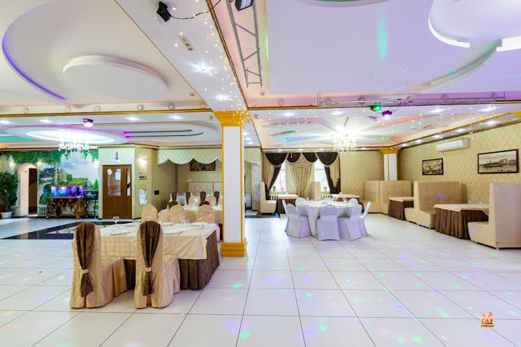 Основной зал в «Огни города» фотография №19