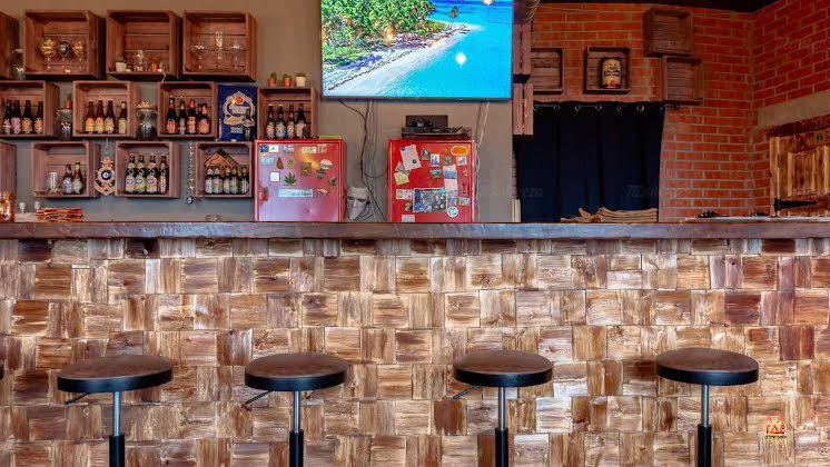 Основной зал в «BARbolin HOUSE» фотография №8