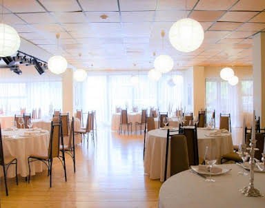  ресторан Нефтяник