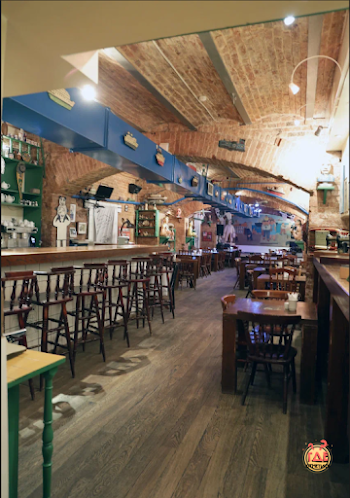 Основной зал  в «Клуб Петрович» фотография №7