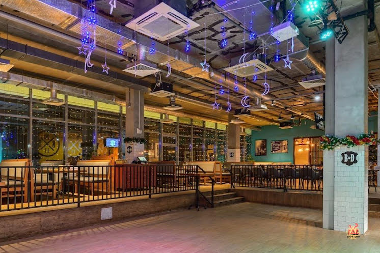 Основной зал в «BUTCH&DUTCH» фотография №1