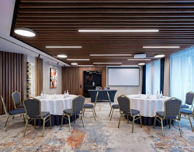  ресторан DoubleTree by Hilton Novosibirsk