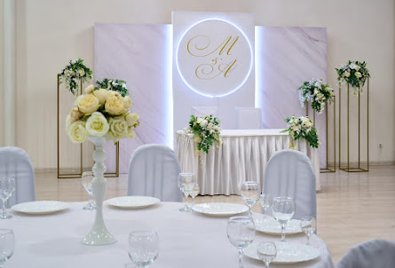 Малый зал в Малый зал