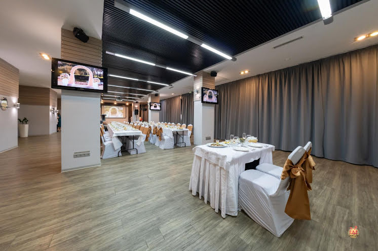 Зал «Екатеринбург» в «Маринс Парк Отель Екатеринбург» фотография №5