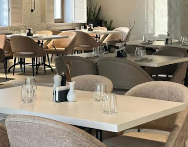  ресторан Avgust 13 vostok