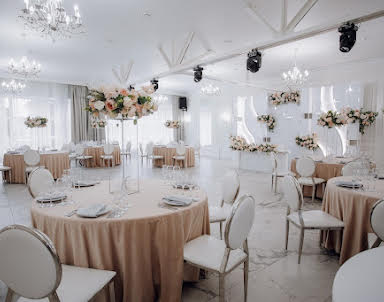  ресторан Еда и Миръ