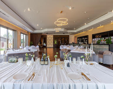  ресторан Своя Среда