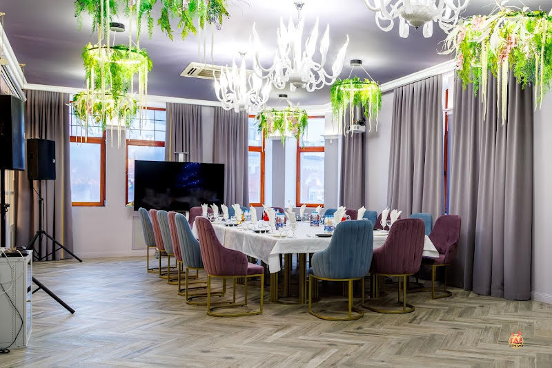 Подворье замка фотография №4