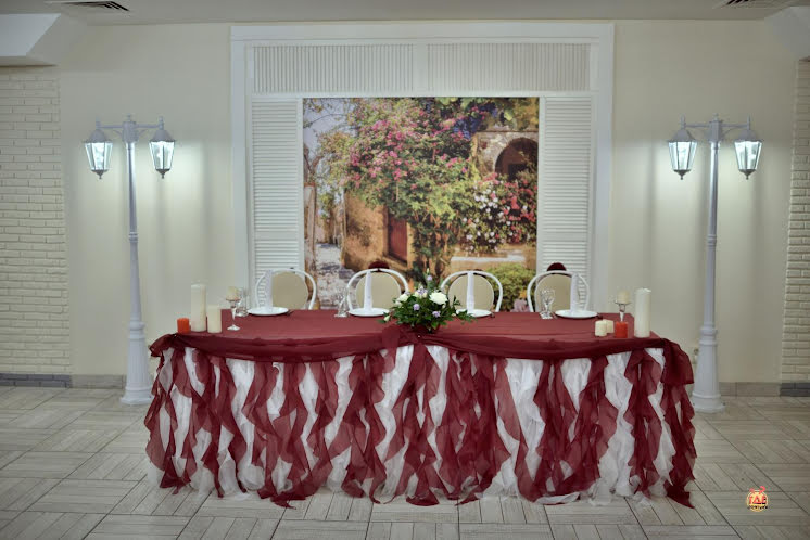 Основной зал  в «Традиция вкуса» фотография №3