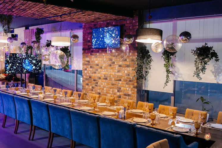 Основной зал в «Happy People» фотография №3