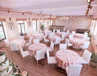  ресторан Loft Lodge Арт-Пространство