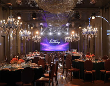  ресторан La Riva Hall