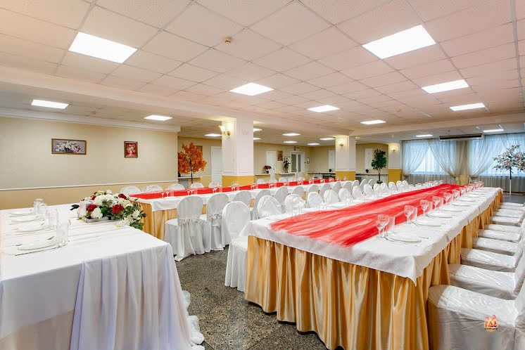 Зал на 100 человек в «Family Hall» фотография №6