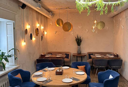 Малый зал  в Малый зал 