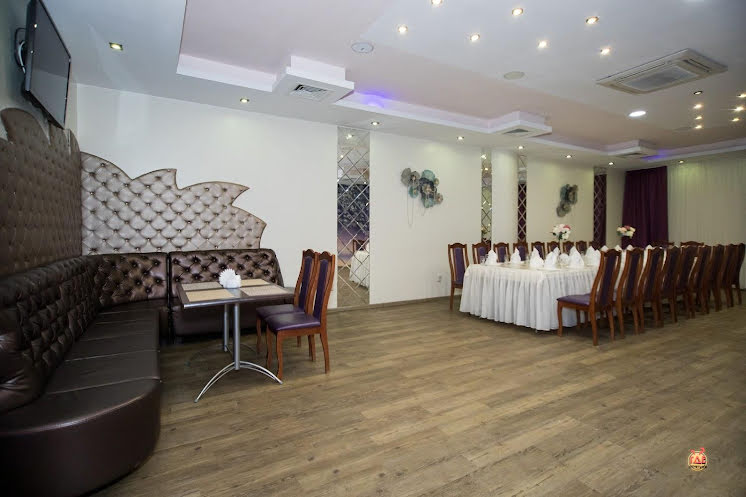 Основной зал в «Chanti» фотография №4