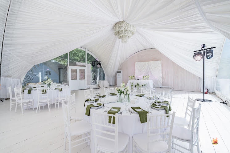 Шатёр White Podium в «Pirogovo-event» фотография №6