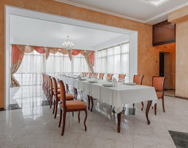 Новый год в Ассамблея