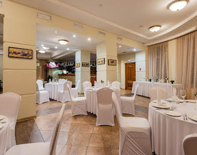  ресторан Особняк в парке Сосновка