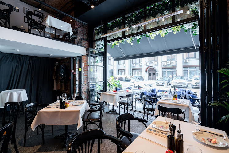 Большой зал в «IL SOLO» фотография №5