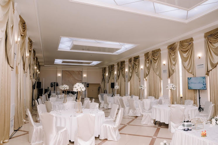 Большой зал в «Богемия на Вавилова» фотография №5