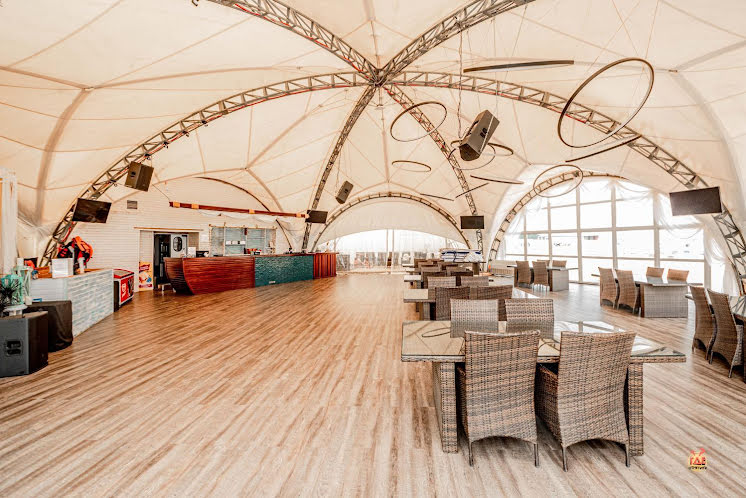 Шатер в «Белый парус» фотография №1